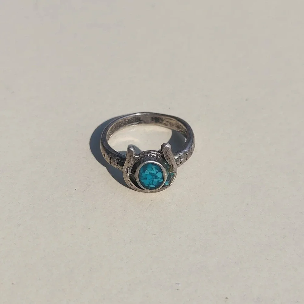 Vintage Silver Tone Faux Turquoise Chip Ring Size 4.75 Blue Western Lucky